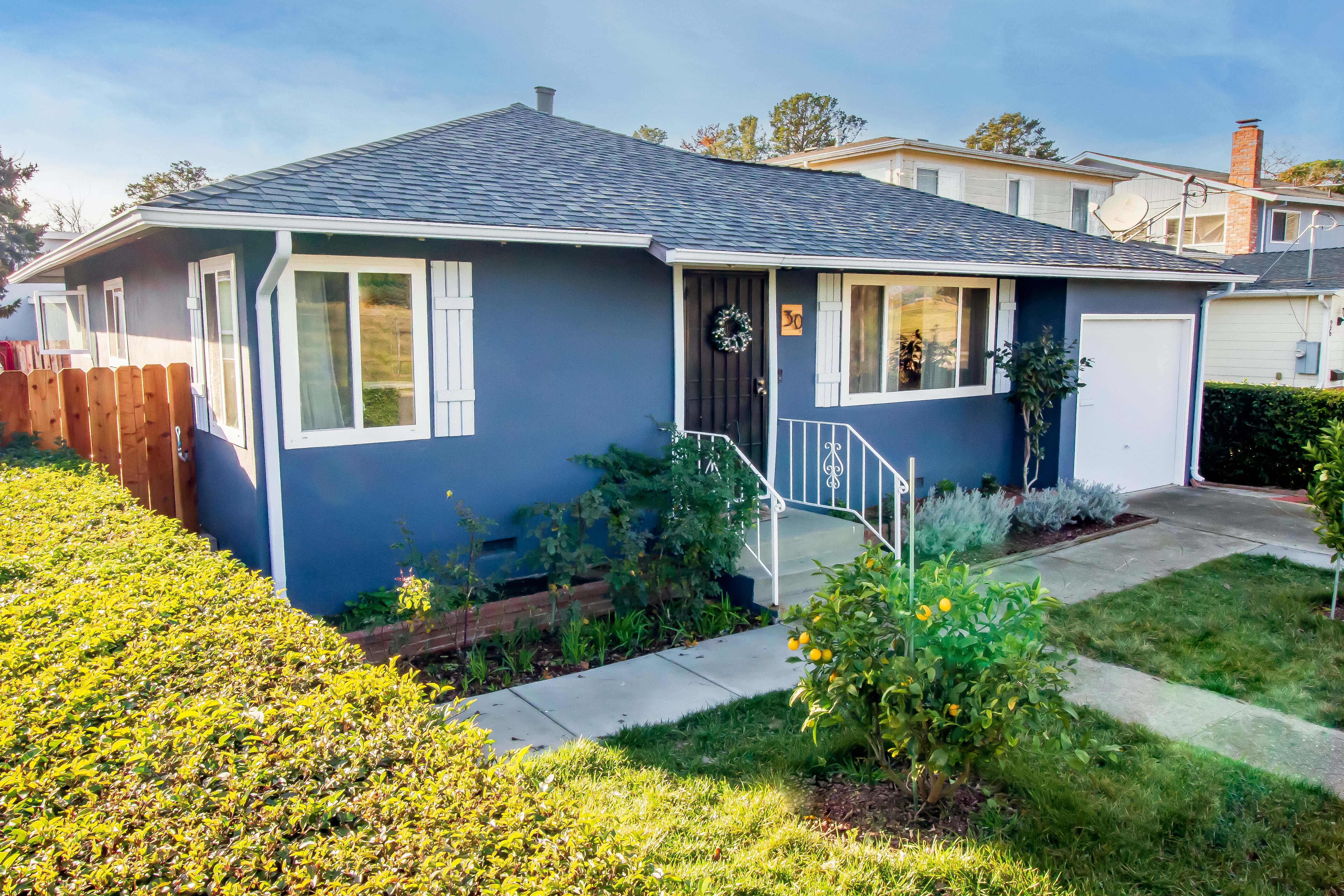30 Maitland Dr, Alameda, California 94502, 3 Bedrooms Bedrooms, ,1 BathroomBathrooms,Single Family,Active Listings,Maitland,1201