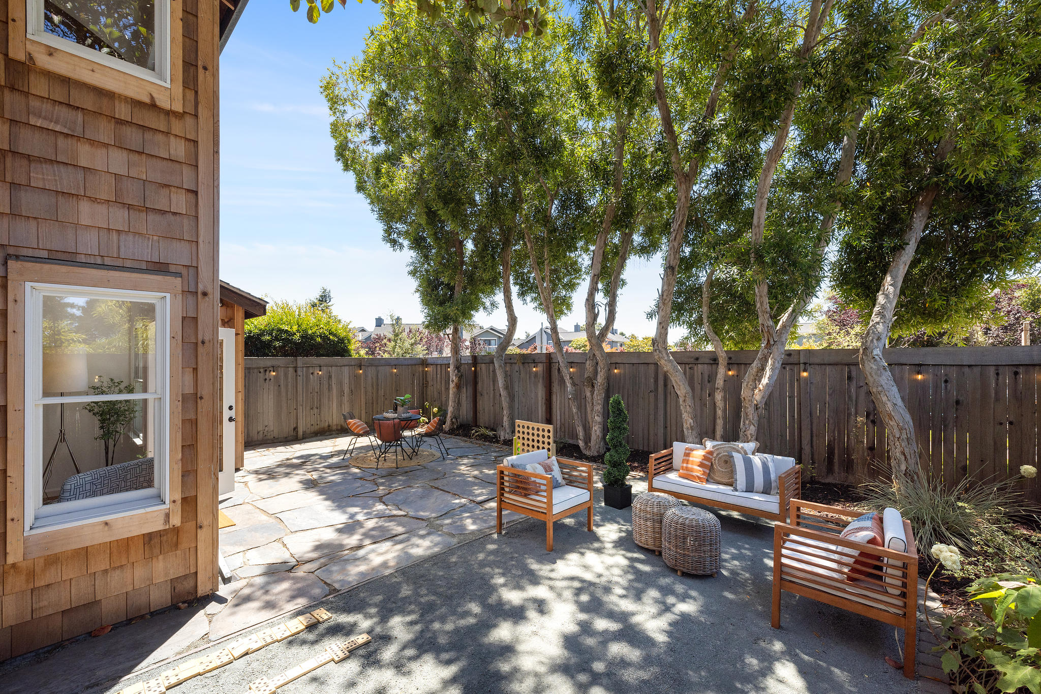 156 Centre Ct, Alameda, California 94501, 2 Bedrooms Bedrooms, ,2.5 BathroomsBathrooms,Townhouse,Active Listings,Centre,1326