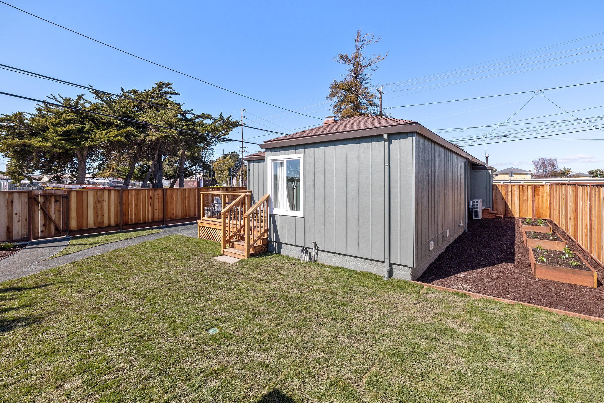 100 Pacific Ave, Alameda, California 94501, 3 Bedrooms Bedrooms, ,2 BathroomsBathrooms,Single Family,Active Listings,Pacific,1350